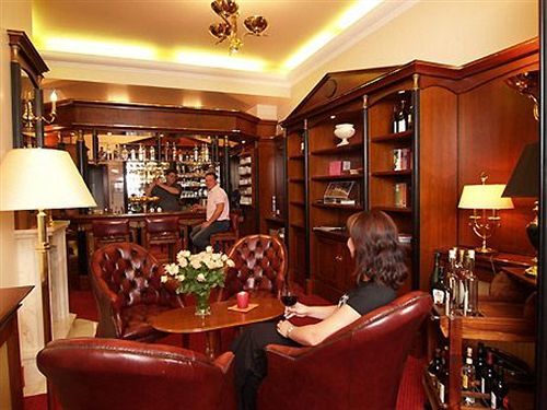 Hotel Kastell Ahlbeck  Екстериор снимка
